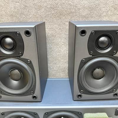 Miller & Kreisel M&K K15 K17 Speakers 5 total image 2