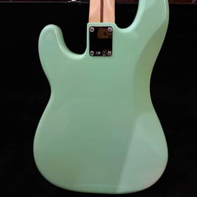 Fender FSR Deluxe Precision PJ Bass + Fender Hardshell Locking Case, Strings, and Accessories image 7