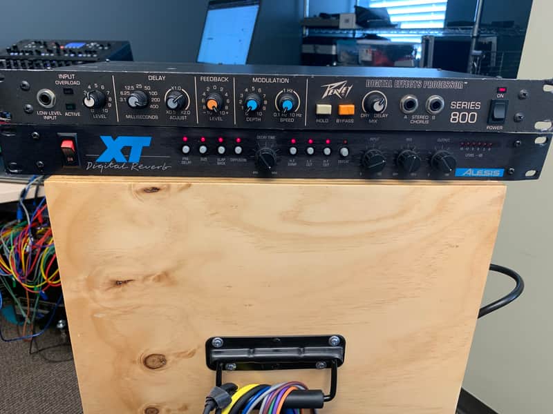 Alesis XT Digital Reverb image 1