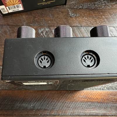 Walrus Audio Meraki Stereo Analog Delay 2024 - Present - Black / Red image 8