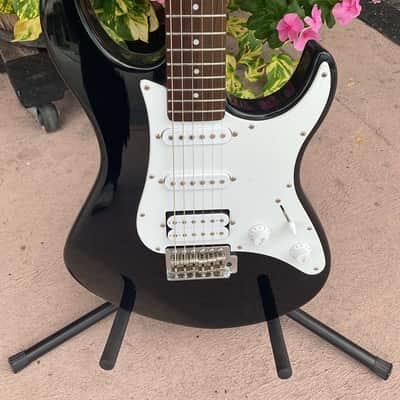 Yamaha EG 112-Black-Strat Style- Electric Guitar image 2