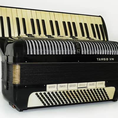 Hohner Tango VM Accordian made in Germany Original Piano Accordion, incl. New Straps Soft Case, Quality Concert Accordion, 2386, Amazing Rich Sound image 4