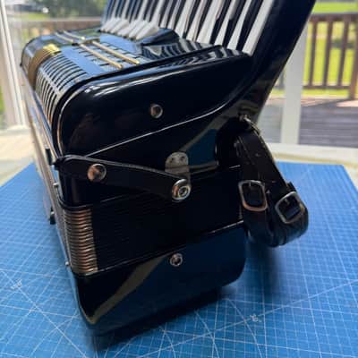 HOHNER Verdi III 1982 Like New image 3