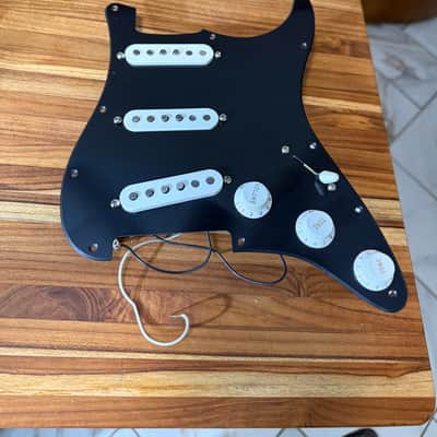 Fender Gilmour/Voodoo Texas Special SSS Pre-wired Stratocaster Pickguard - Black single ply 2024 - Black single ply with white pickup covers image 1