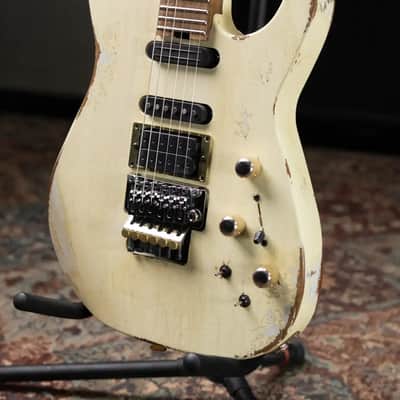 Jackson Custom Shop Special Edition PC1 Phil Collen Signature HSS FR84 Electric Guitar - Nitro Tour Relic Vanilla Shake with Hardshell Case image 5