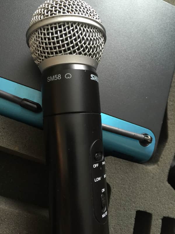 Shure UT4 & UT2/58 Wireless UHF Microphone | Reverb