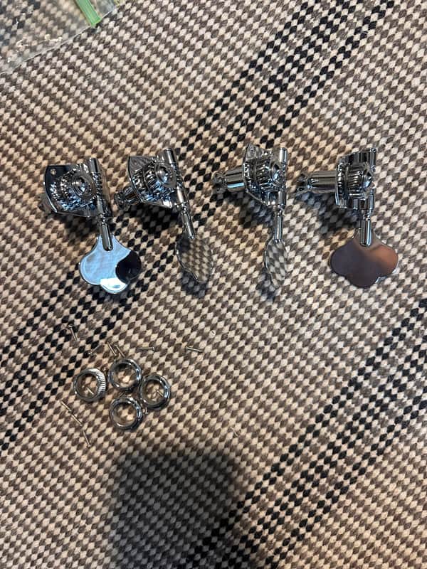 Fender Squier Classic Vibe Tuning Heads image 1