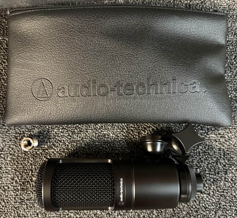 Audio-Technica AT2020 Large Diaphragm Cardioid Condenser Microphone - Pre Owned image 1