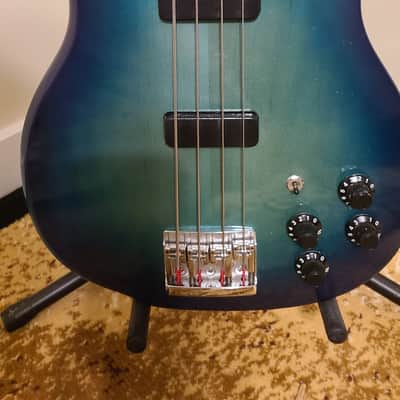 Rickenbacker 2030 HAMBURG Custom Blue Burst. image 3