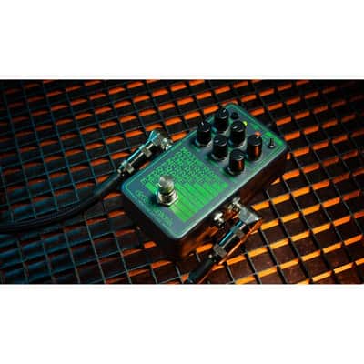 Electro-Harmonix Mainframe Bit Crusher Pedal image 7