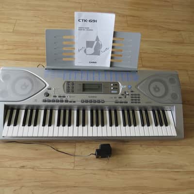 Casio CTK 691 Mid-2000's Silver image 3