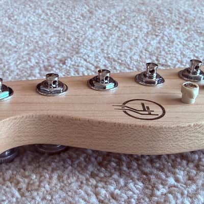 True Temperament Reverse T-Neck 2025 - Maple image 8