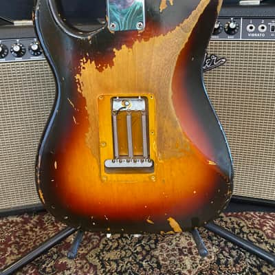1961 Fender Stratocaster Sunburst - Slab Board. image 4