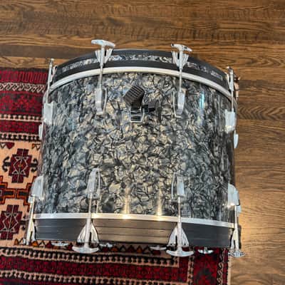 Ludwig 14x22"Bass Drum Black Diamond Pearl image 2