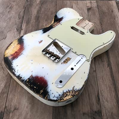 FRANCHIN Mars guitar body Heavy Relic Aged Olympic White over 3-Color Sunburst 100% Nitro Lacquer SS Poplar Telecaster-Tele-T-Style Made in Italy - Stock piece #22360826 image 6