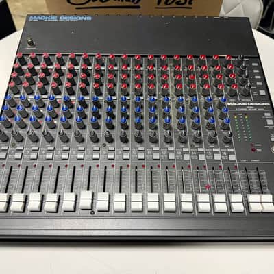 Mackie CR1604 16-Channel Mic / Line Mixer image 1