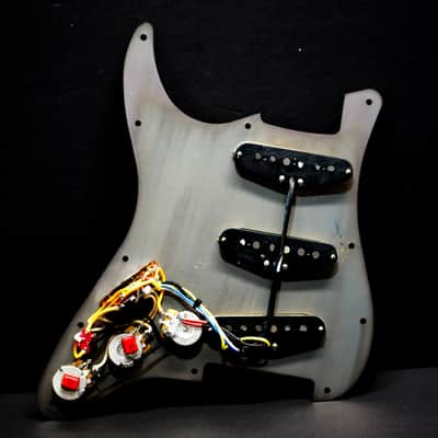 Carparelli 9-Way Strat Wiring Mod – Fully Loaded Pickguard, Vintage Single Coils, CTS Pots image 4