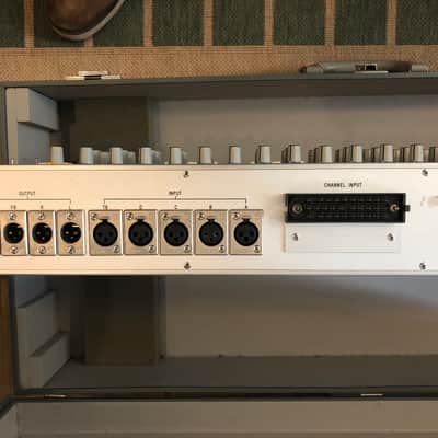 EMT SM 28 MIXER image 3