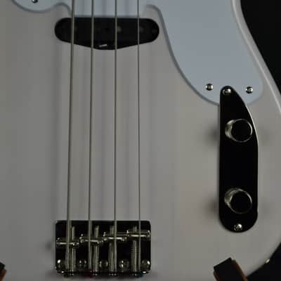 Squier Classic Vibe '50s Precision Bass - White Blonde image 3