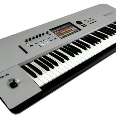 Korg Nautilus 61 AT - Matte Grey