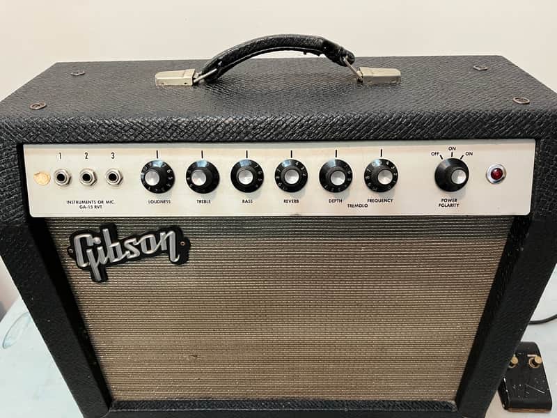 Gibson GA-15RVT Explorer 12-Watt 1x10" Guitar Combo 1965 - 1967 - Black image 1