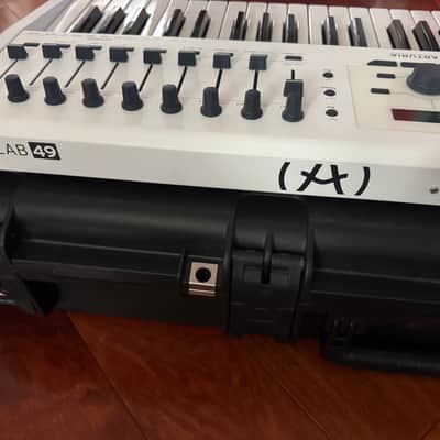 Arturia KeyLab 49 MkII MIDI Controller (White) image 5