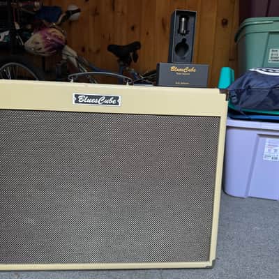 Roland Blues Cube Artist 212 2-Channel 85-Watt 2x12" Guitar Combo 2015 - Present - Tweed image 1