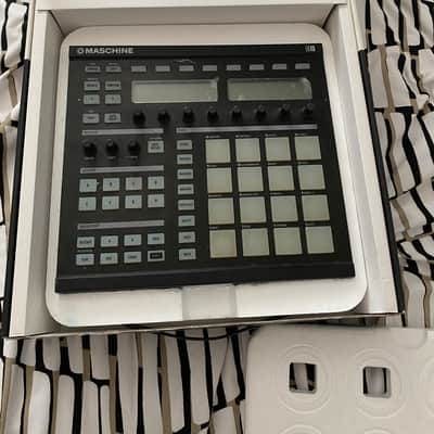 Immagine Native Instruments Maschine MK1 2000s - Black - 2