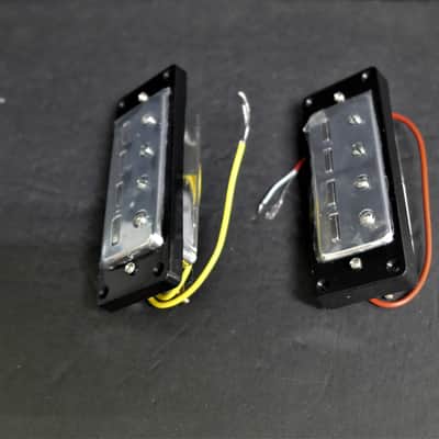 Pair HOFNER Staple Pickups Neck & Bridge off HI-BB Ignition Beatle BASS fits CLUB HI-CB also image 1