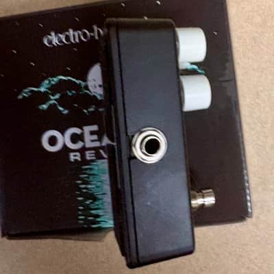 Electro-Harmonix Oceans 11 Reverb 2018 - Present Black image 4