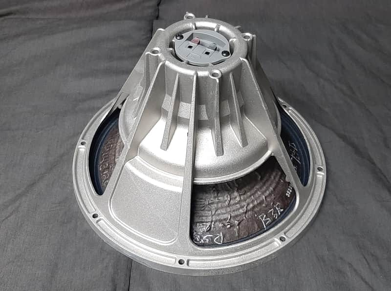 JBL 2262H 12