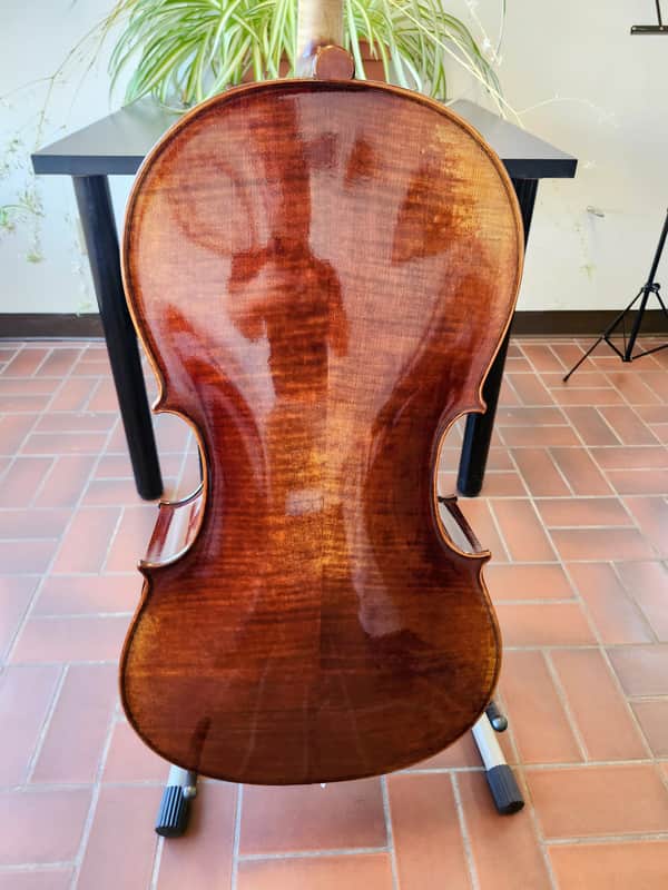 Mint Open Box Krutz Model 400 4/4 Cello with Case and Bow image 1