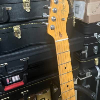 Fender American Professional II Telecaster 2021 - Butterscotch Blonde image 3