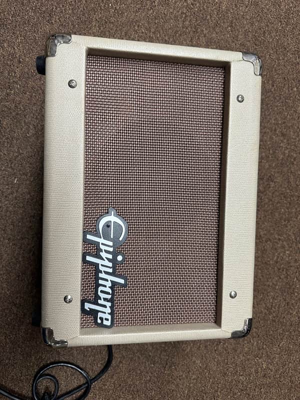 Used Epiphone Studio Acoustic 15C Ampilier 15 Watt Local Pickup Item image 1
