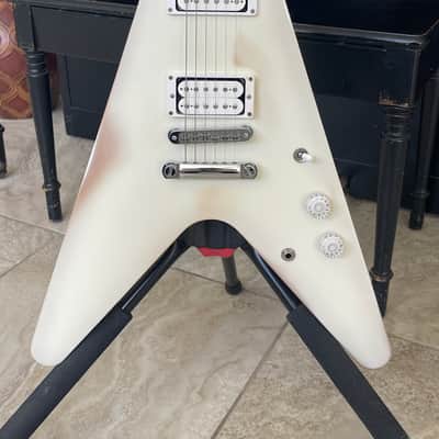 Gibson Brendon Small Snow Falcon V Guitar image 2