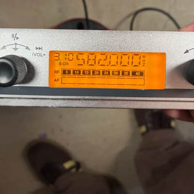 Unbranded Wireless microphone receiver 2000s - Gray image 4