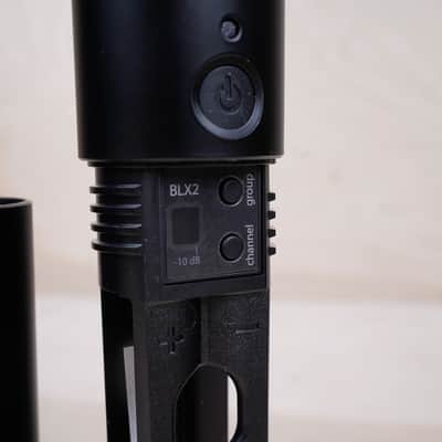 Shure BLX2/SM58 Handheld Wireless SM58 Microphone Transmitter, J11 Band (596-616 MHz) | Non-functioning | image 10