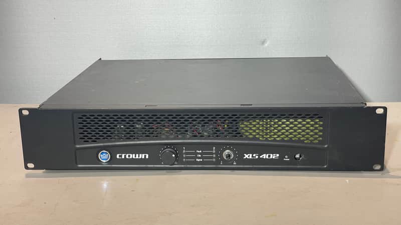 Crown XLS 402 2-Channel Power Amplifier