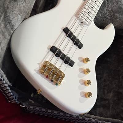 2022 Moon Custom Guitars Japan JJ-4 Larry Graham Signature - Snow White image 4