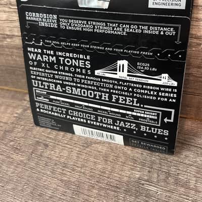 D'Addario ECG25 XL Chromes ~ Flat Wound ~ Light ~ Electric Guitar Strings, 12-52, wound 3rd ~ NIB image 2