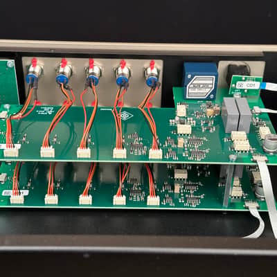 Neumann V 402 Dual Channel Microphone Preamp. MINT V402 image 16