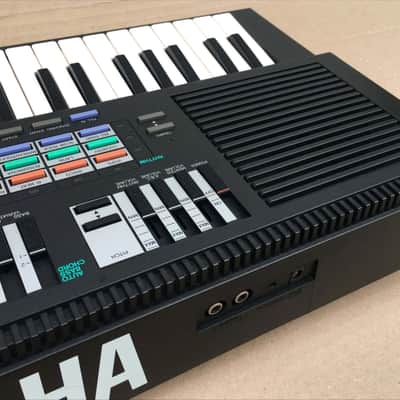 Yamaha PSS-470 Classic FM Synthesizer Keyboard (SoundBlaster, SEGA, YM3812, 460) image 8