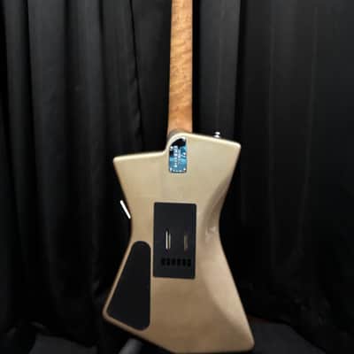 Ernie Ball Music Man St. Vincent Signature Goldie 2021 - Present - Cashmere image 8