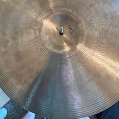 18” Zildjian Medium crash 70’s - Traditional image 4