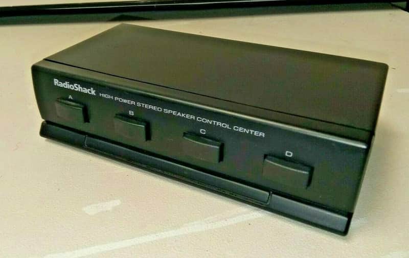 Radio Shack 4-Way Speaker Selection Switch Control Center Cat. No. 40-244 Black image 1