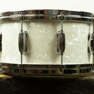 Slingerland Conway 6.5x14 White Marine Pearl Radio King Snare Drum image 6