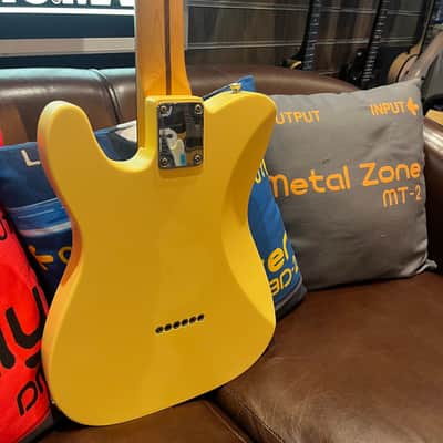 Fender MIJ Junior Collection Telecaster 2021 - Satin Vintage White image 6