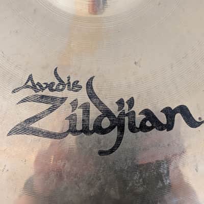 Great Condition Zildjian 16" A Custom Crash Cymbal - Brilliant Finish image 5