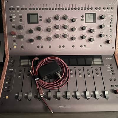 Softube Console 1 Channel MKIII and Fader MKIII complete with stand- Grey image 6