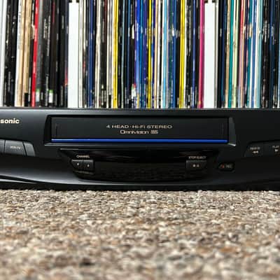 Panasonic PV-V4520 VCR 4-Head Hi-Fi Stereo Omnivision VHS Player Japan TESTED ✅ image 3